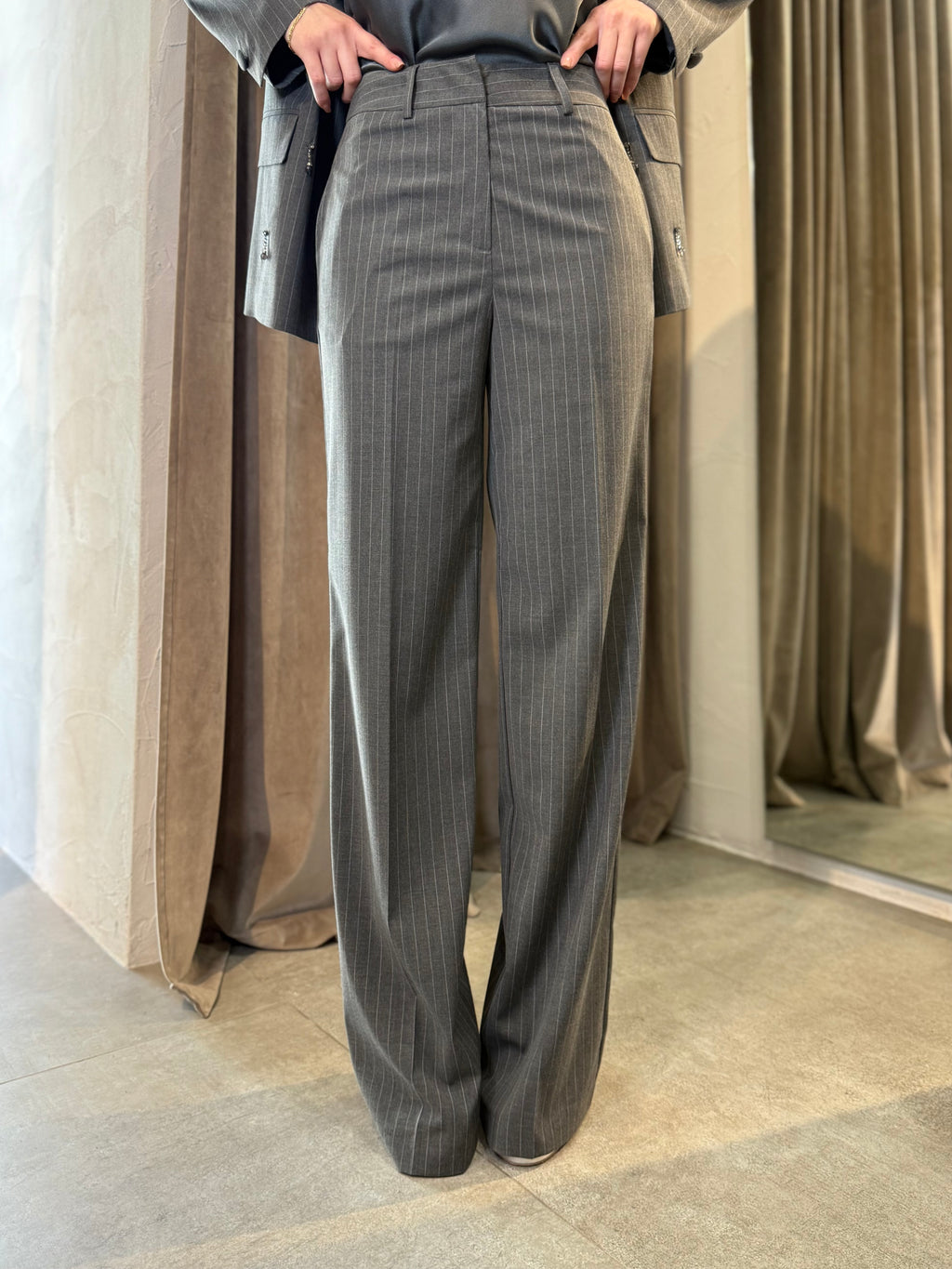 Tailleur gessato VICOLO