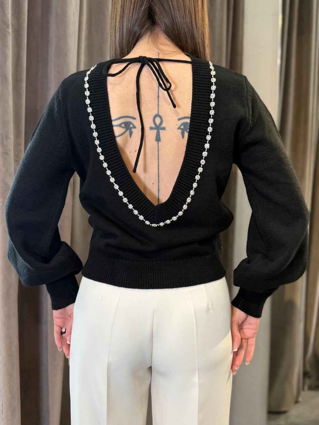 Maglioncino con scollo a V sul retro TRASH AND LUXURY