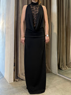 Abito lungo con dettagli di paillettes