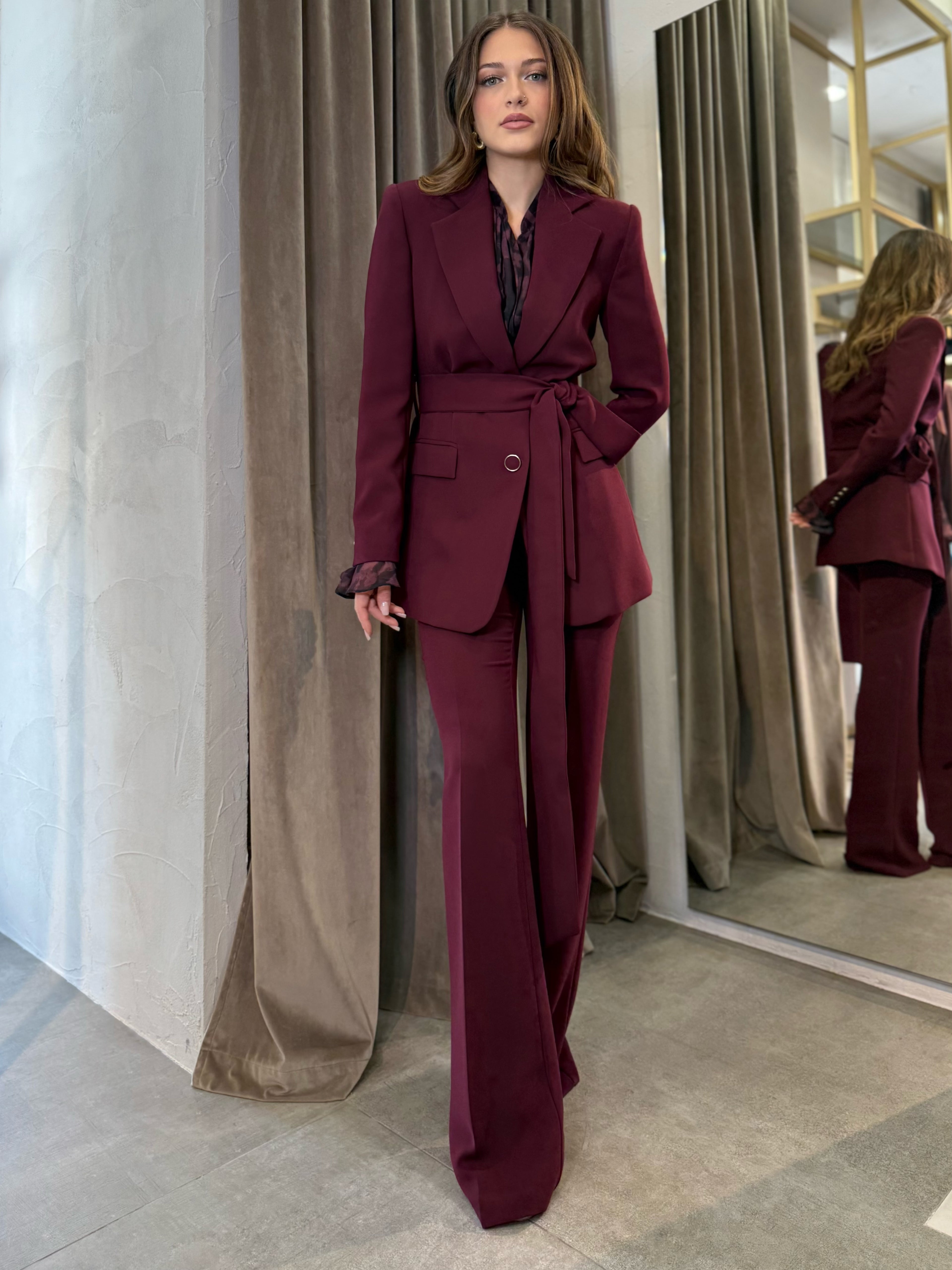 Tailleur con cintura SILENCE LIMITED
