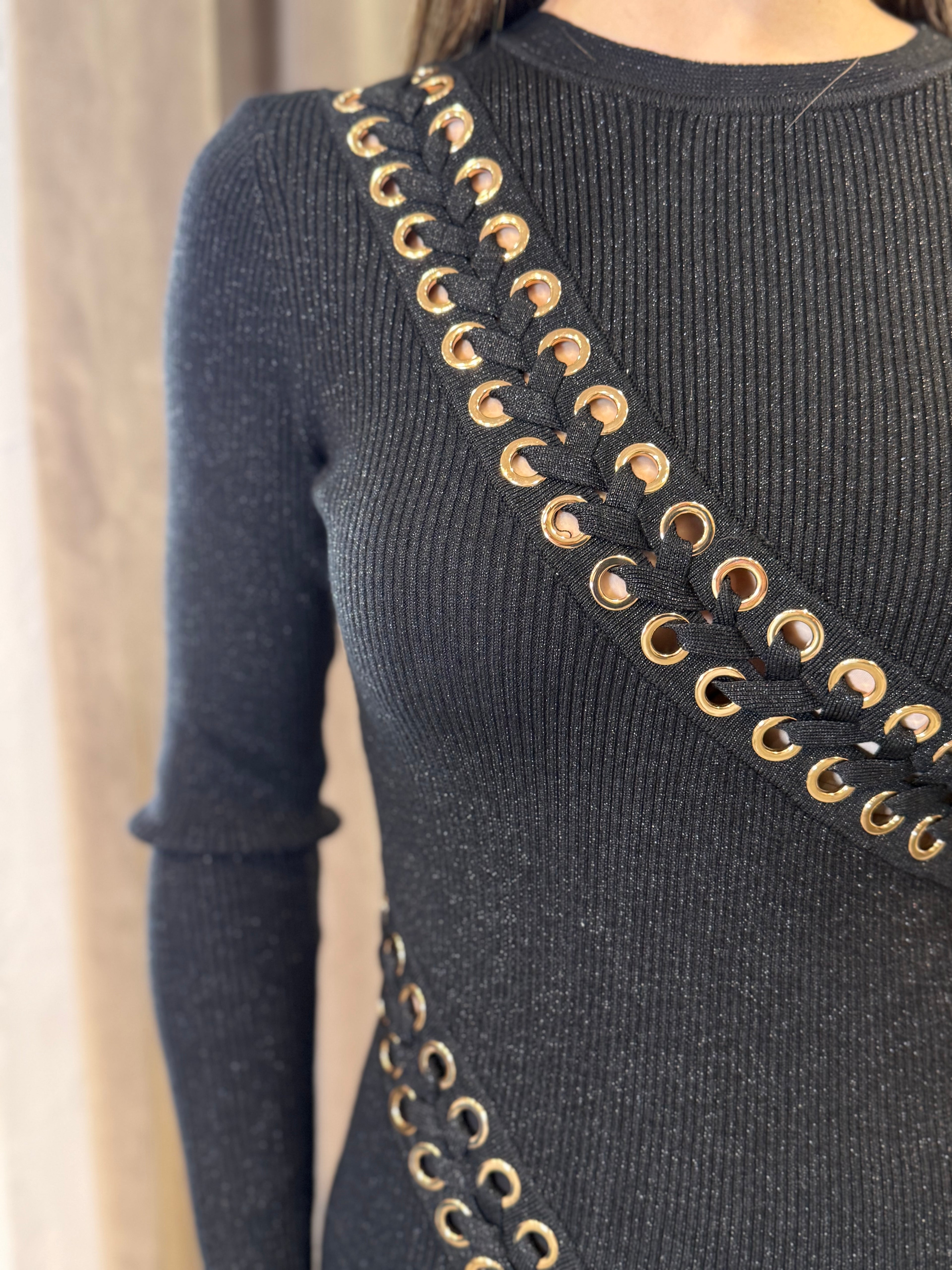 Abito Lungo Nero in Maglia con Dettagli in Lurex e Borchie Oro TRASH AND LUXURY