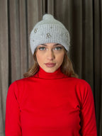 Berretto con applicazioni