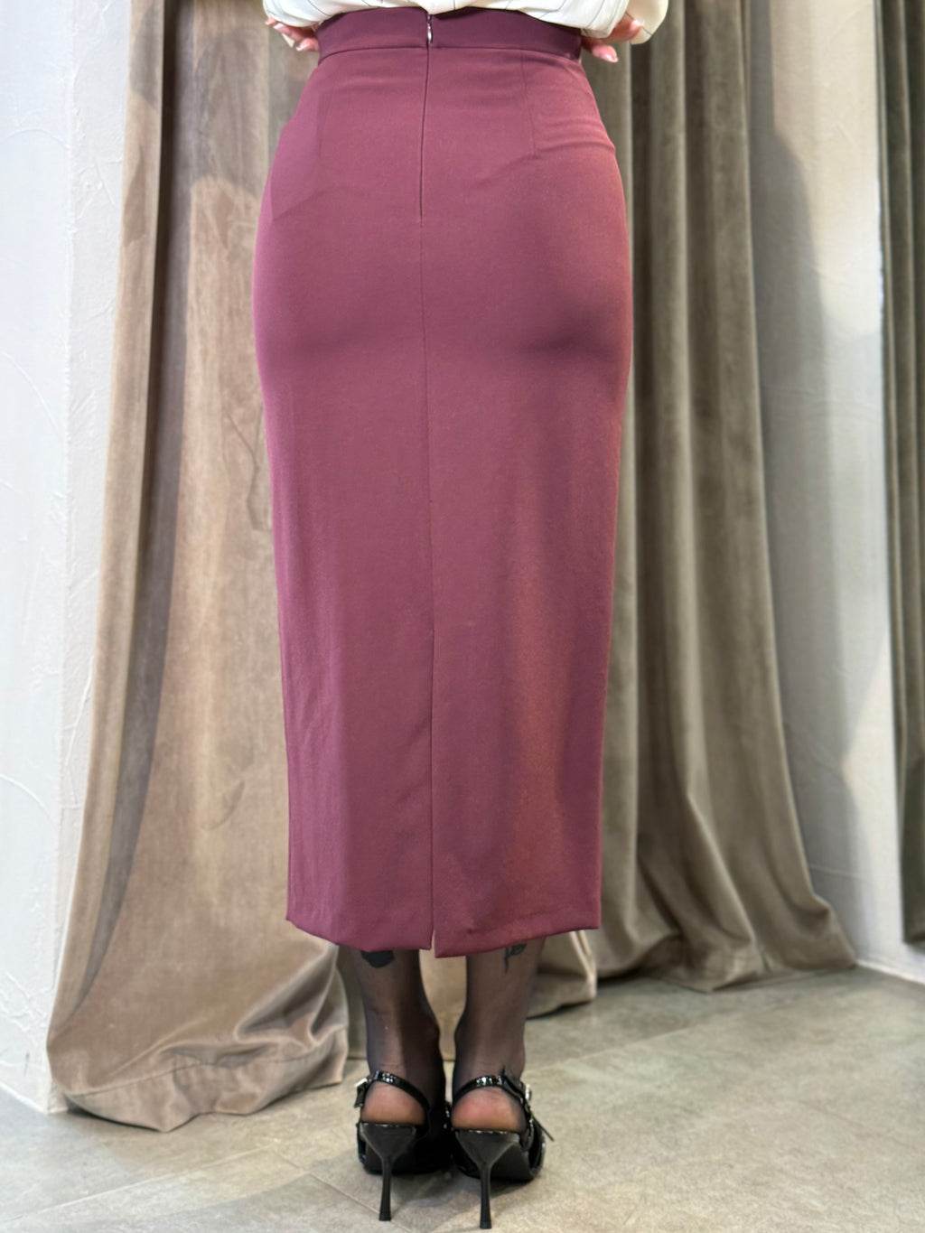 Tailleur con gonna SILENCE LIMITED