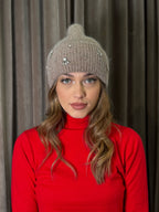 Berretto con applicazioni