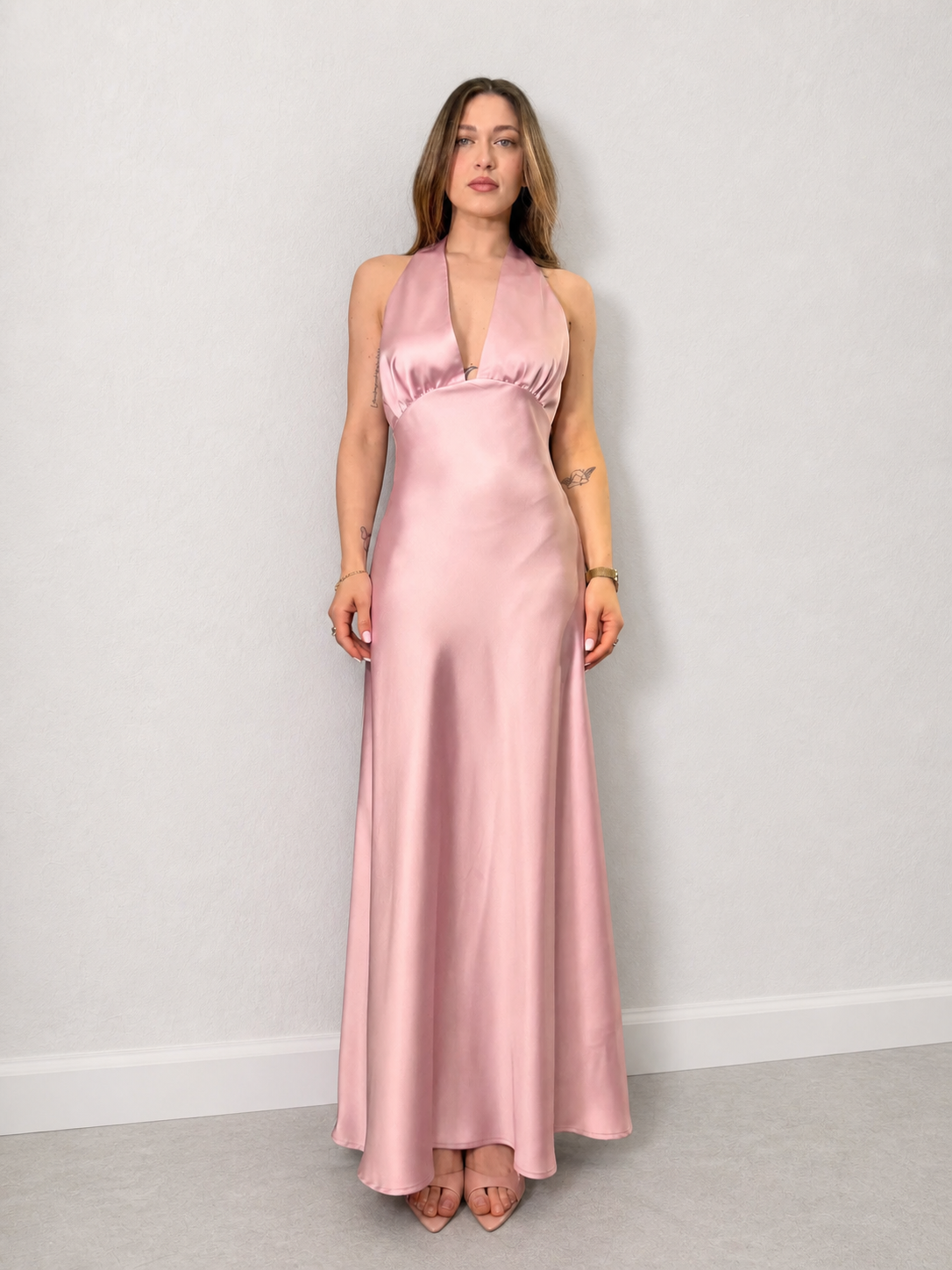 Abito satin scollatura marylin IMPERIAL
