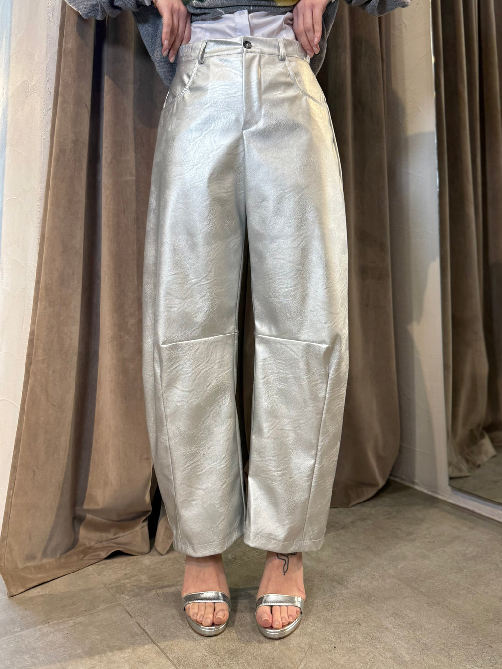 Pantalone ecopelle argento VICOLO