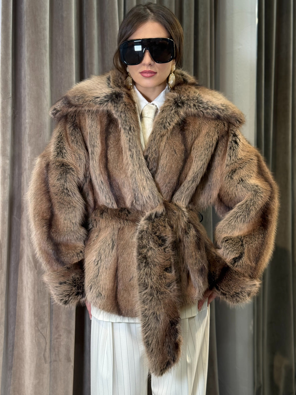 Pelliccia ecologica con cintura  SILENCE LIMITED