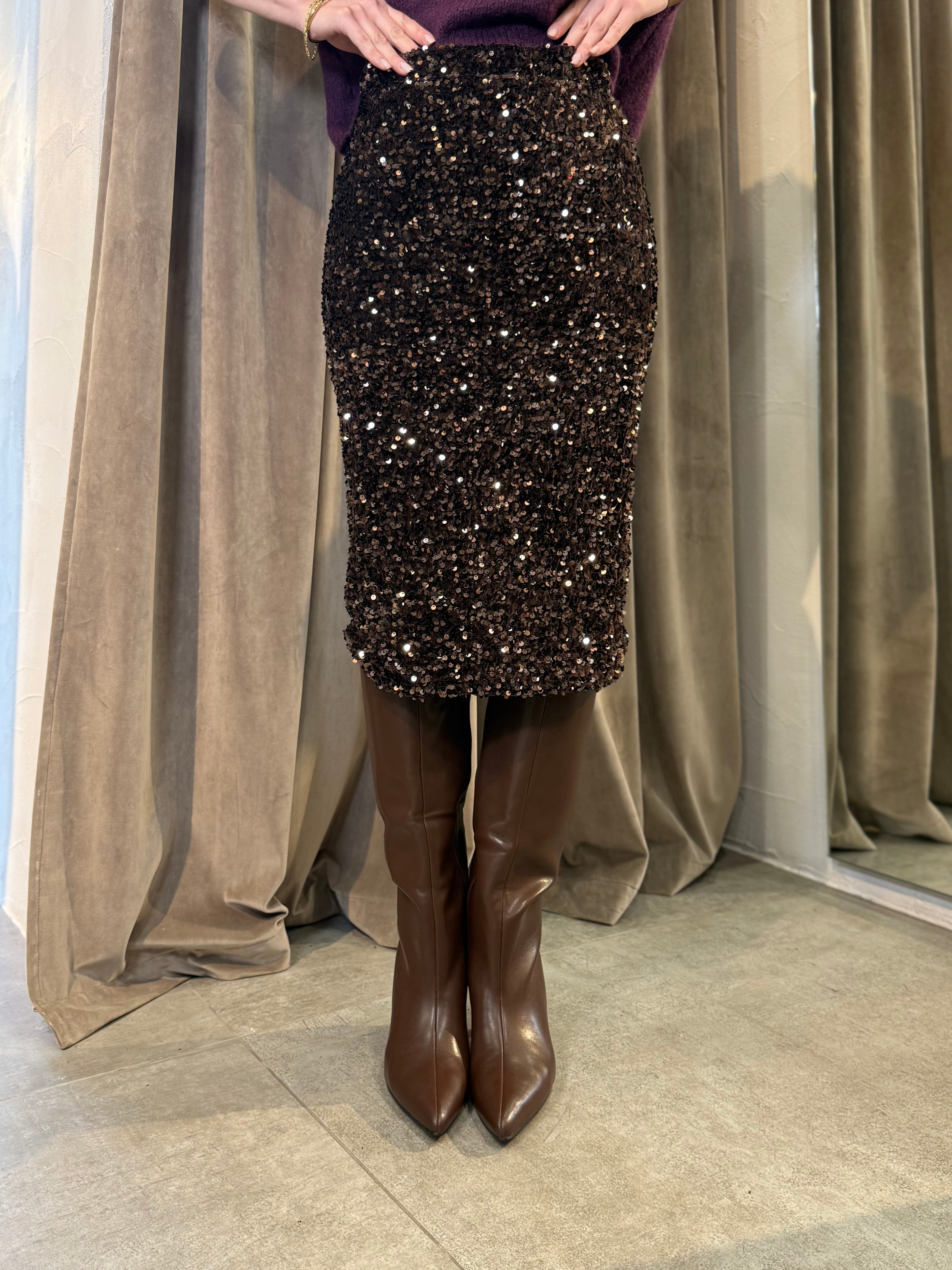 Gonna midi paiettata