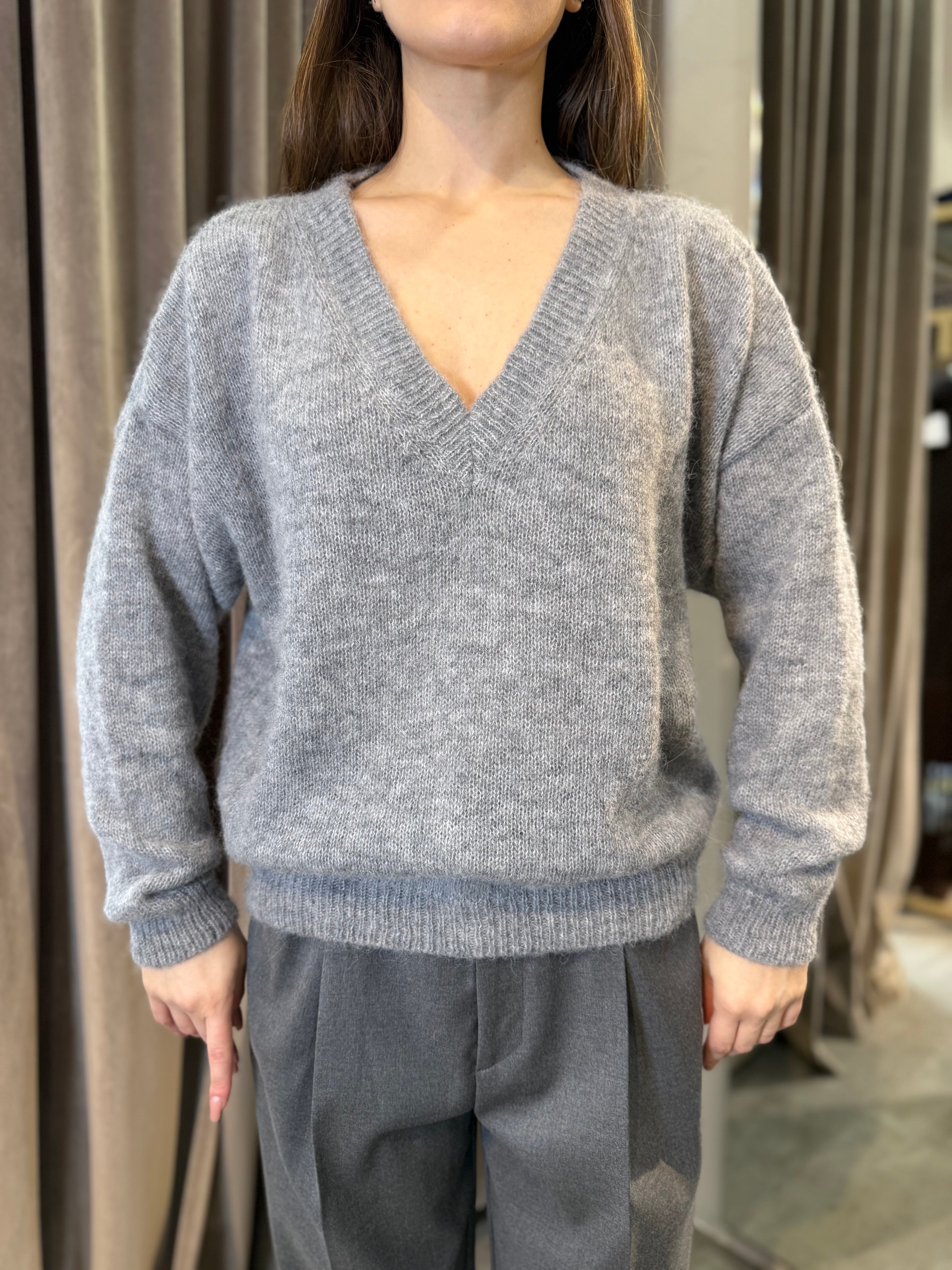 Maglioncino scollo a V VICOLO