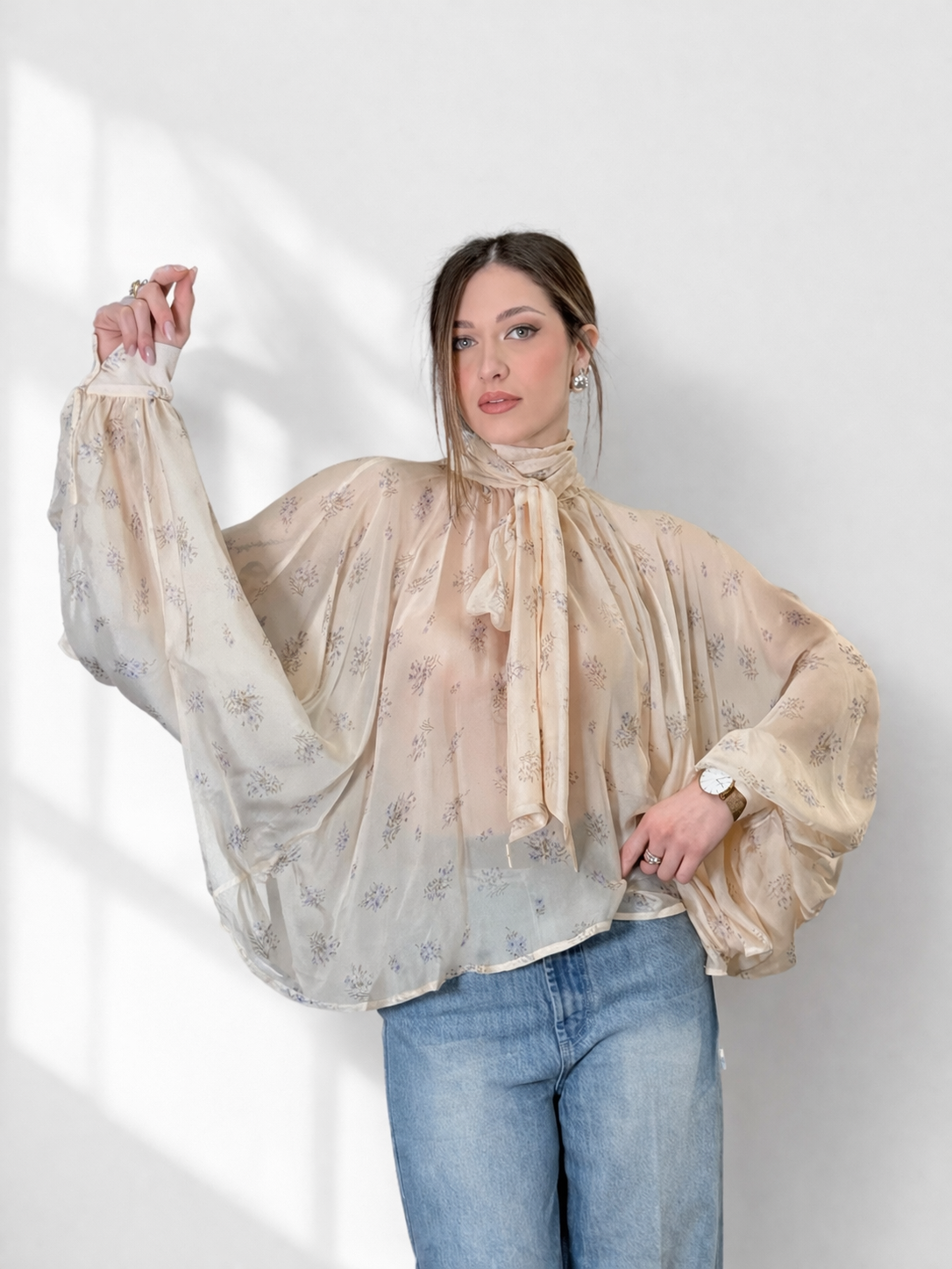 Blusa con fiocco fiorata IMPERIAL