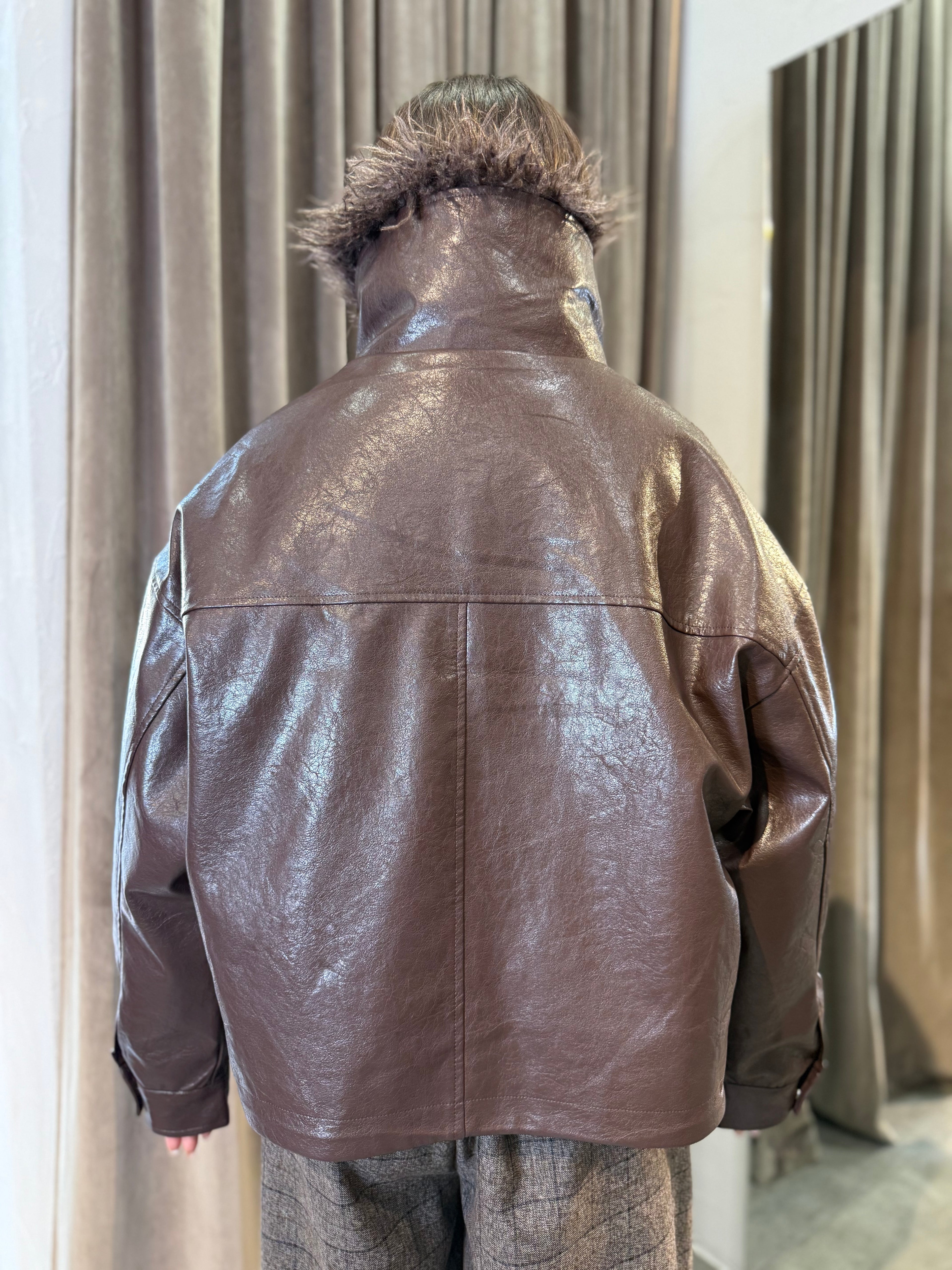 Bomber ecopelle con ecopelliccia interna