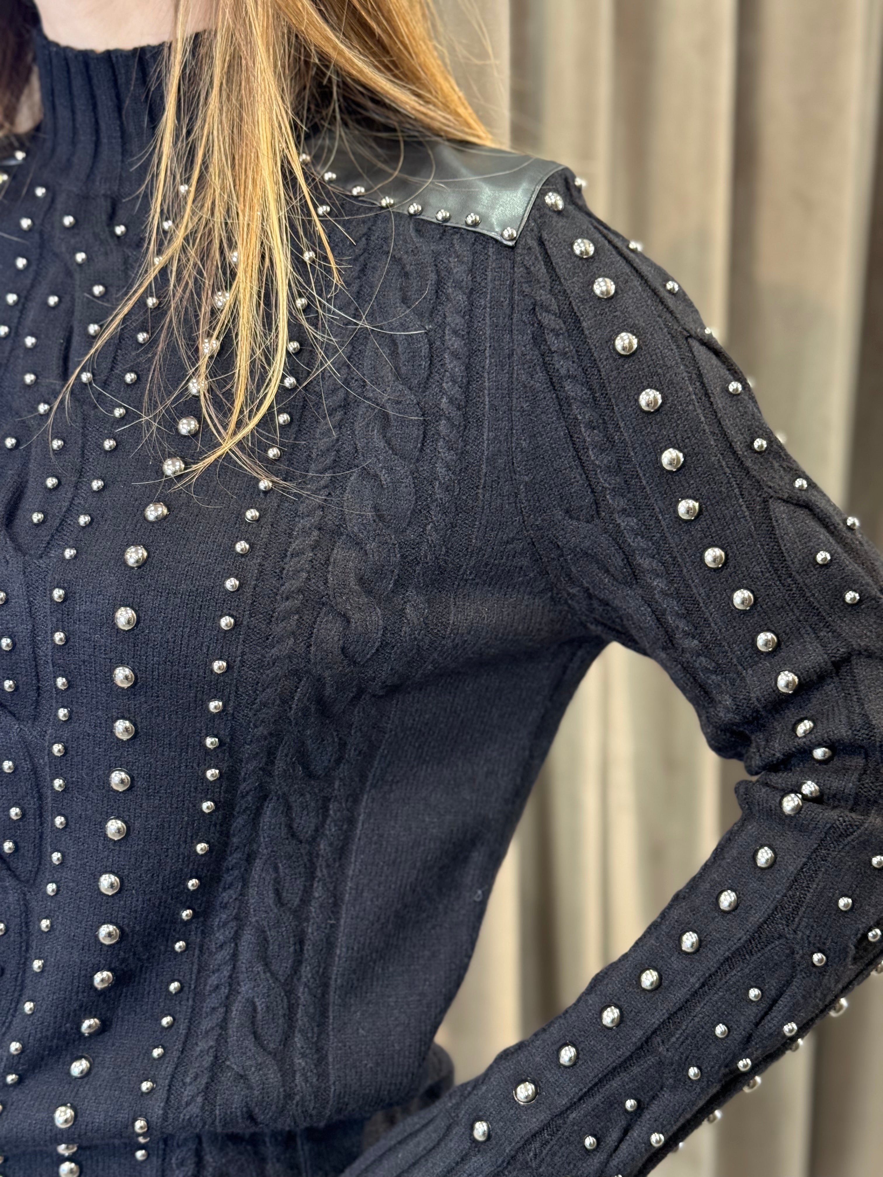 Maglione con borchie TRASH AND LUXURY