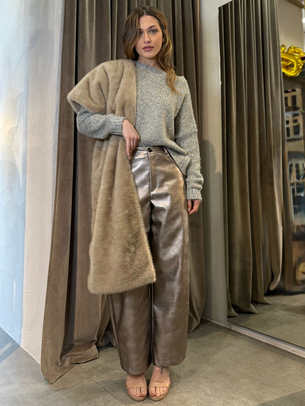 Pantalone ecopelle champagne  VICOLO