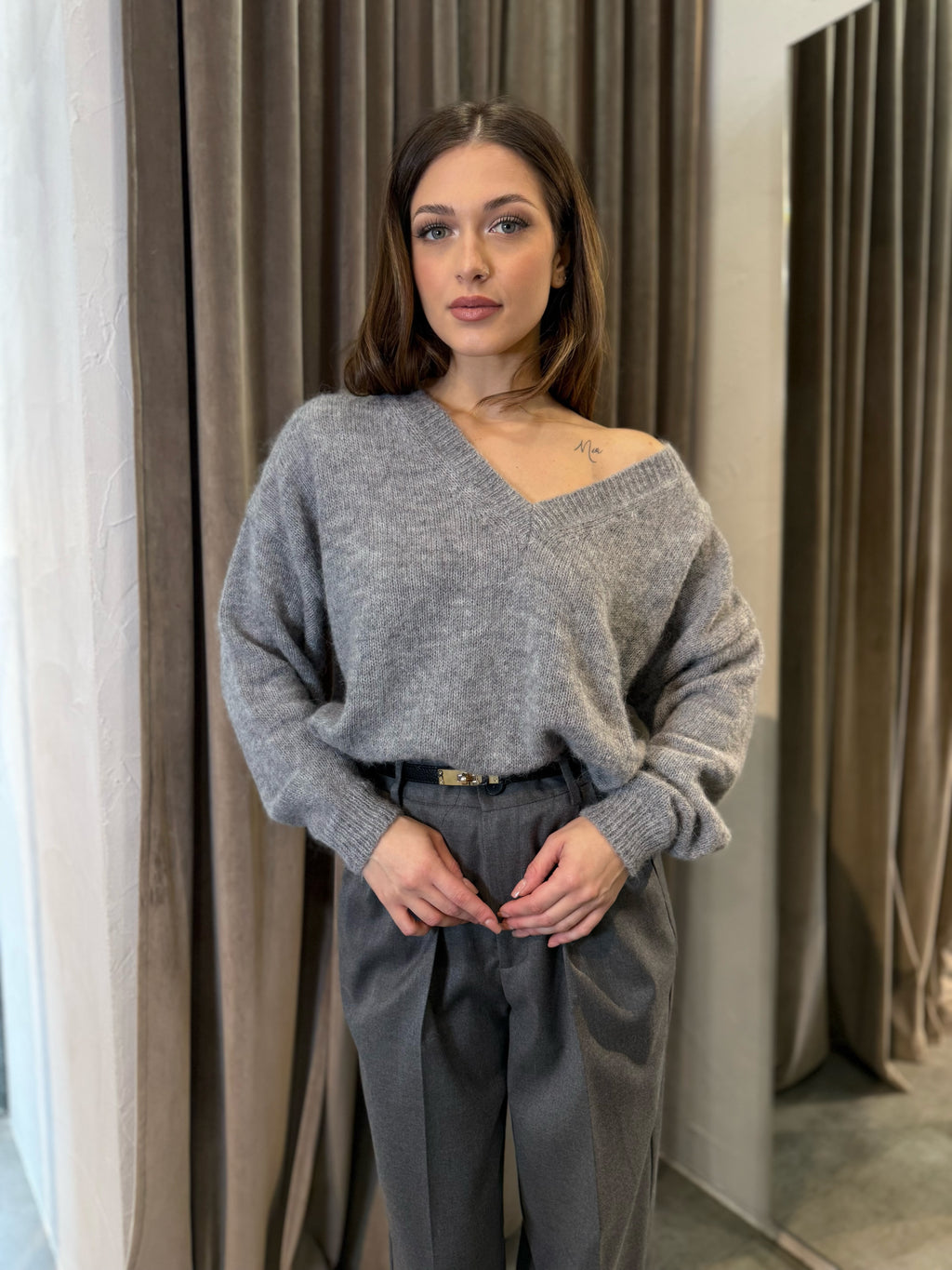 Maglioncino scollo a V VICOLO