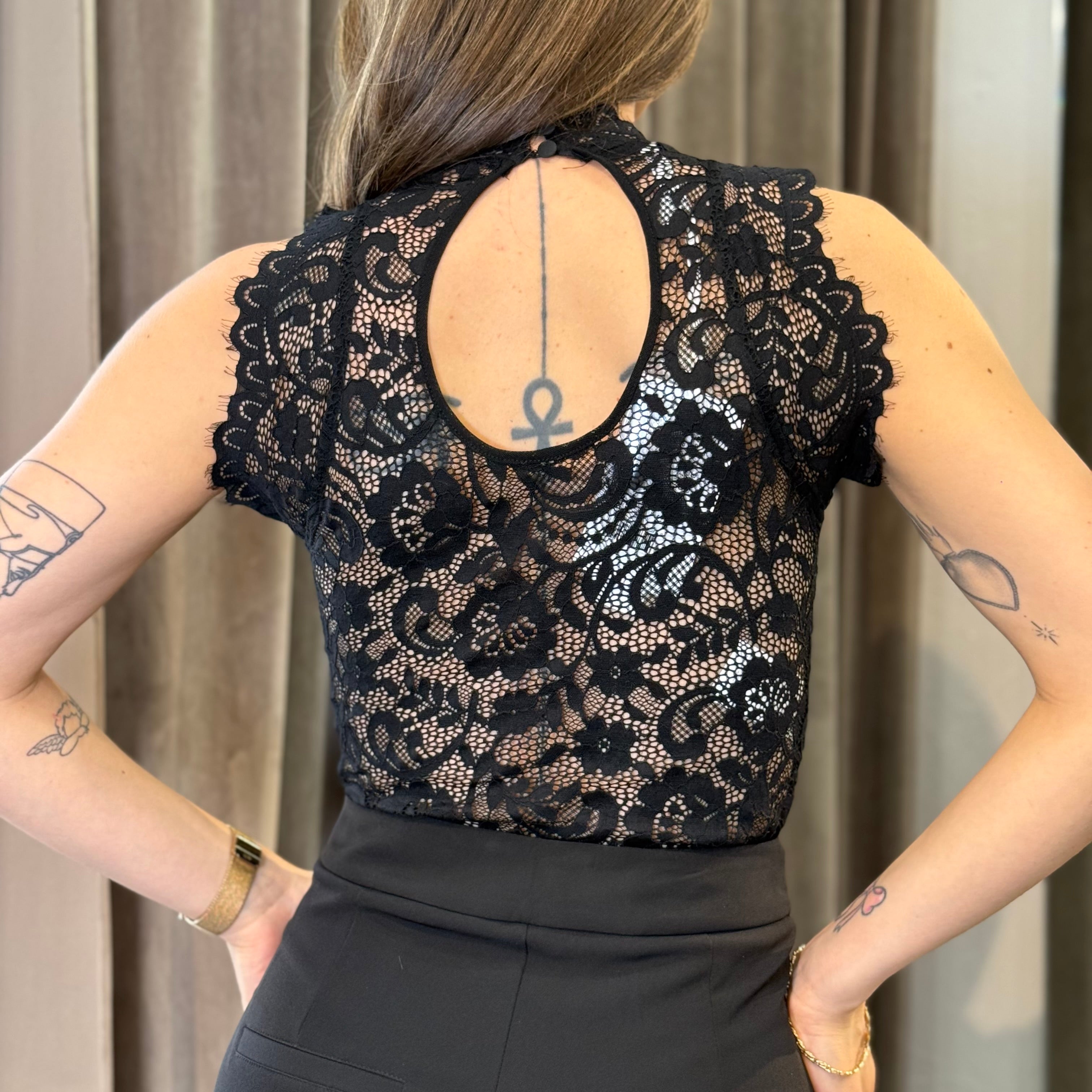Body senza paniche in pizzo nero IMPERIAL