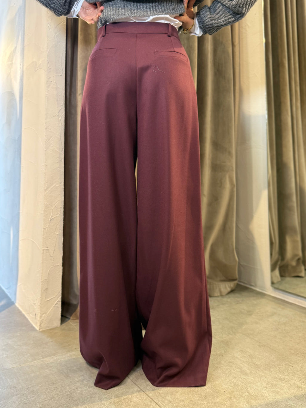 Pantalone con pinces VICOLO