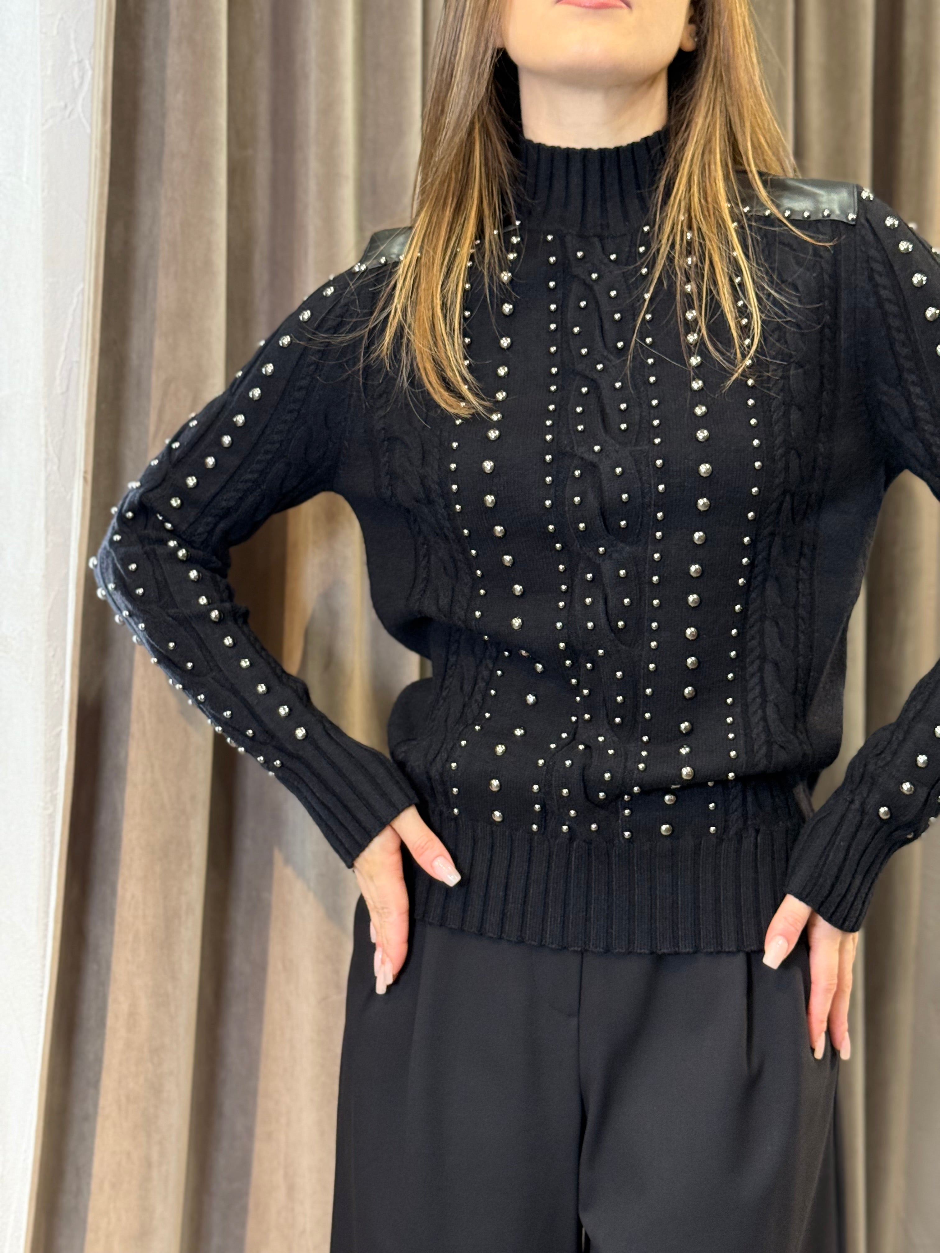 Maglione con borchie TRASH AND LUXURY