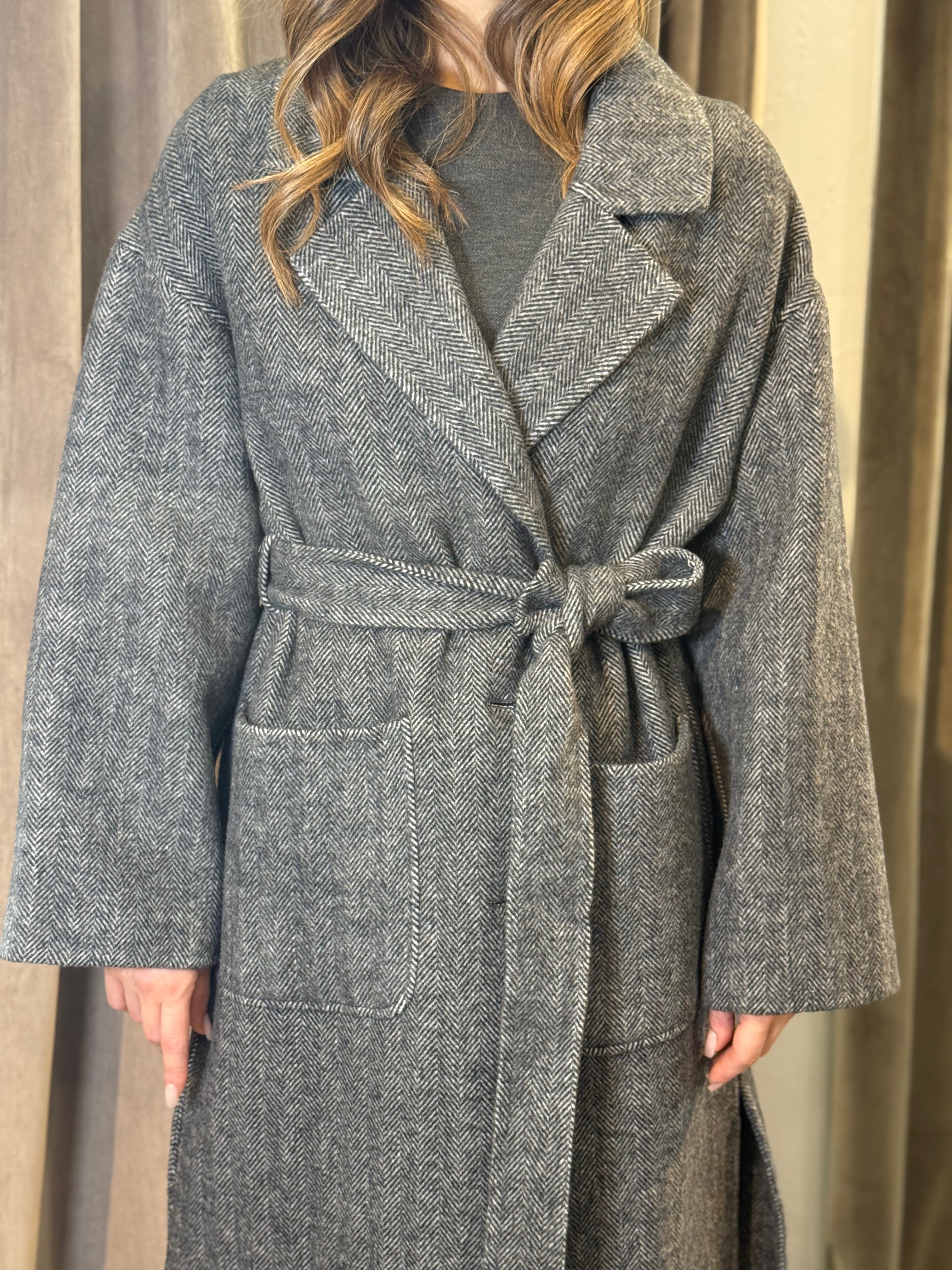 Cappotto con cintura VICOLO