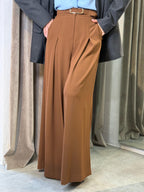 PANTALONI AMPI A VITA ALTA CON CINTURA DECORATIVA IMPERIAL